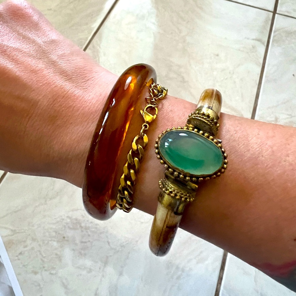 Anthropologie Tibetan Green Stone bangle bracelet - Picture 4 of 9